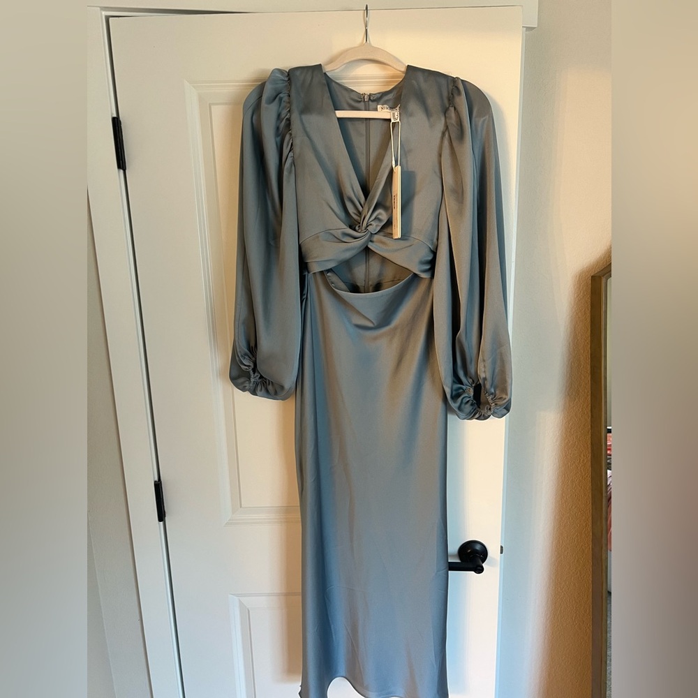 Shona Joy Twist Front Balloon Sleeve Midi Dress